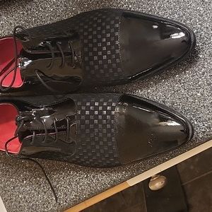 Mens dress shoes